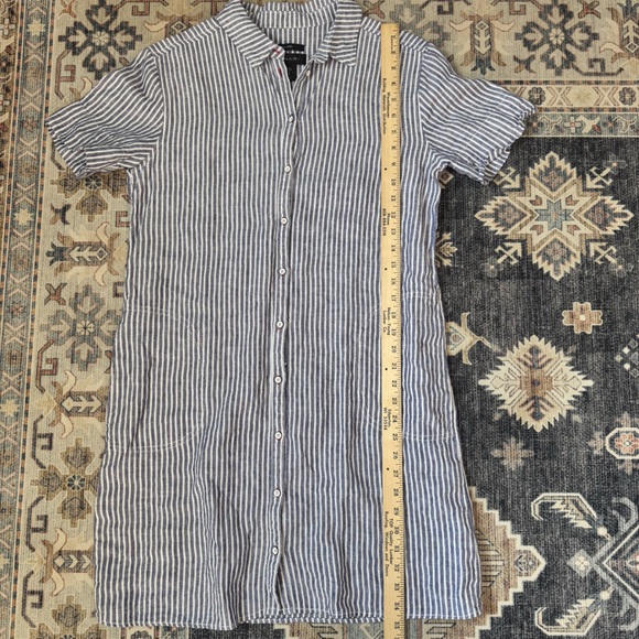 Tahari 100% Linen Blue & White Short Sleeve Button Down Shirt Dress Size Medium - Picture 11 of 11